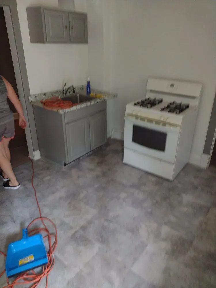 Slide of Steel Edge Contractors