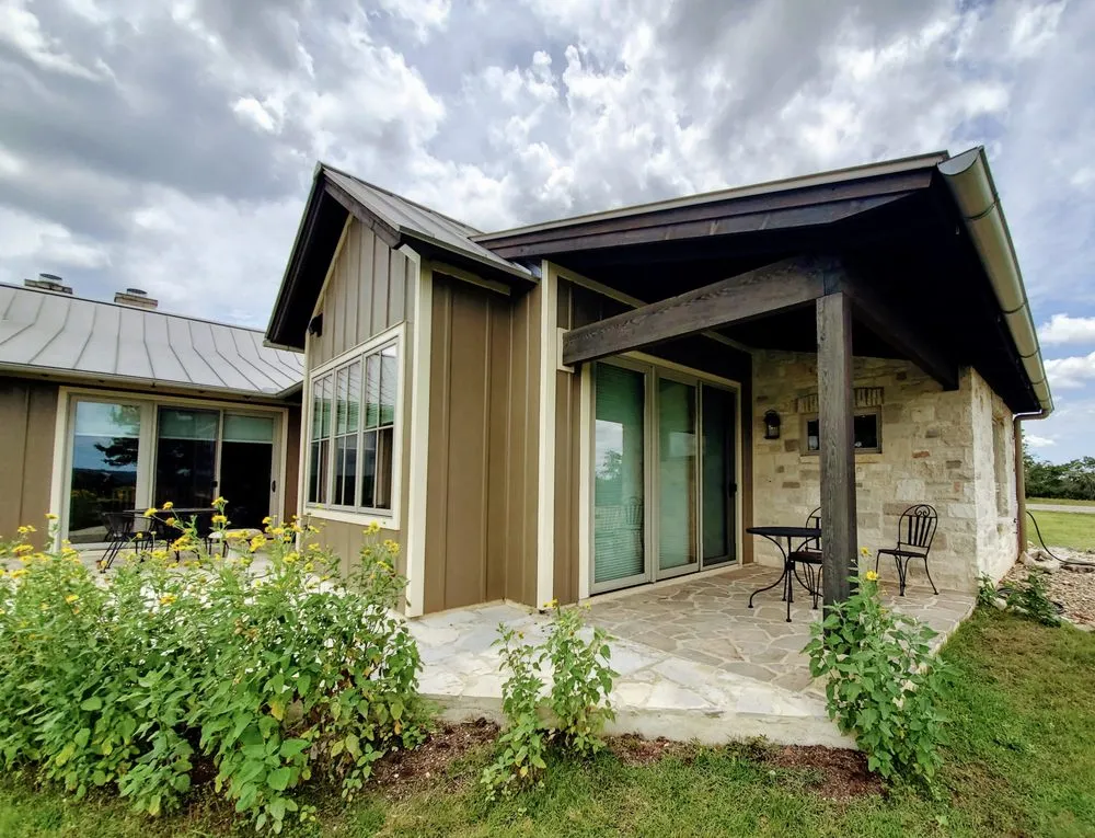 Top-rated roof replacement in Spring Branch, TX by Steel Horse Constructors
