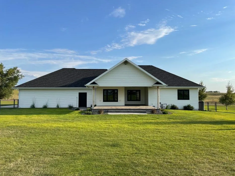 Slide of Steele's Roofing & Construction