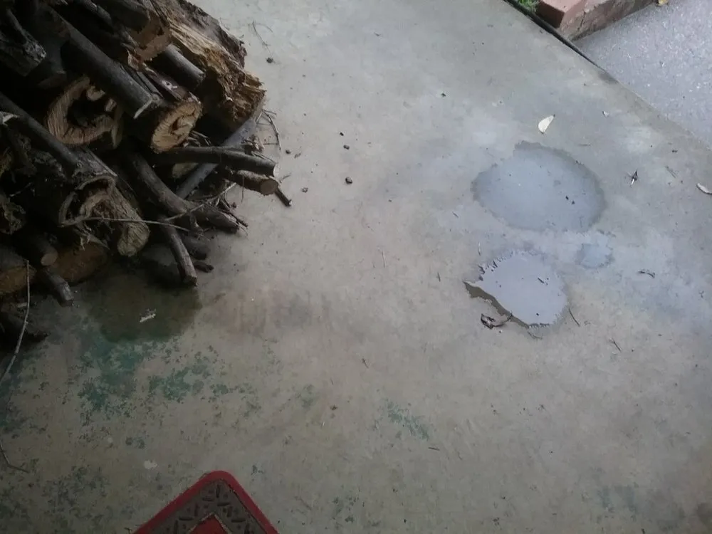 Slide of Steele's Roofing Company