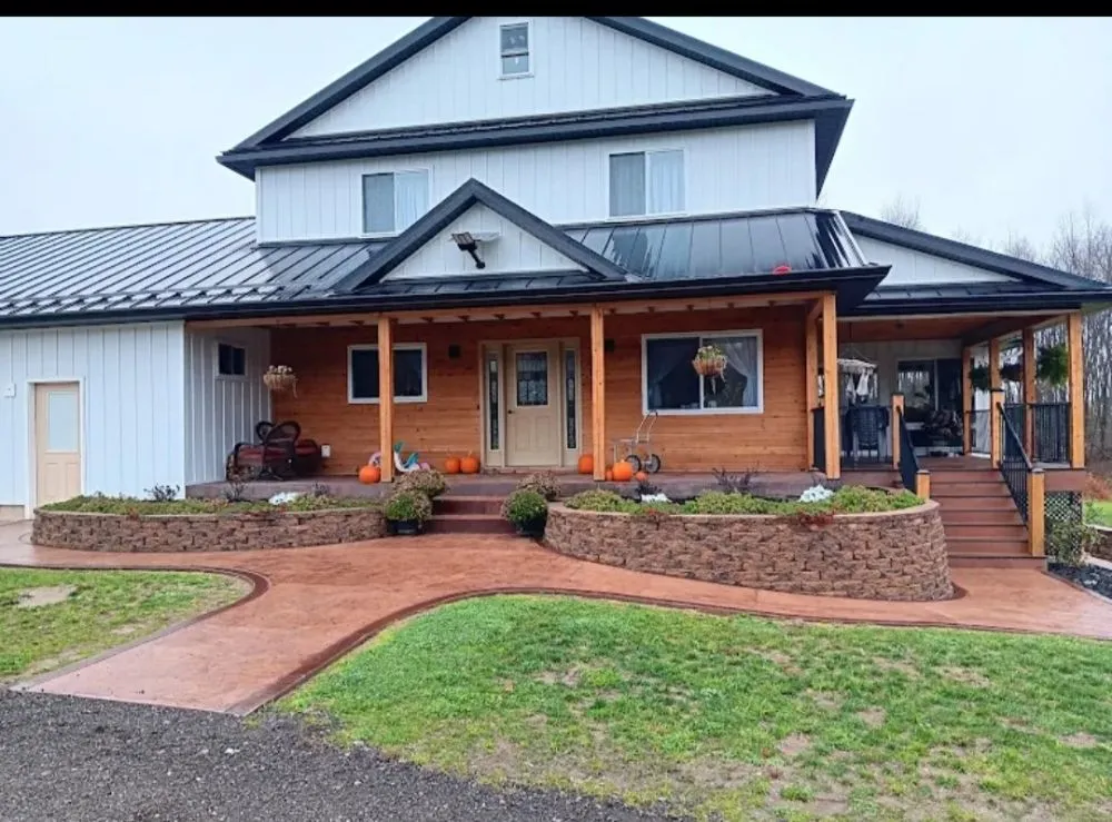 Slide of Stellar Roofing & Construction