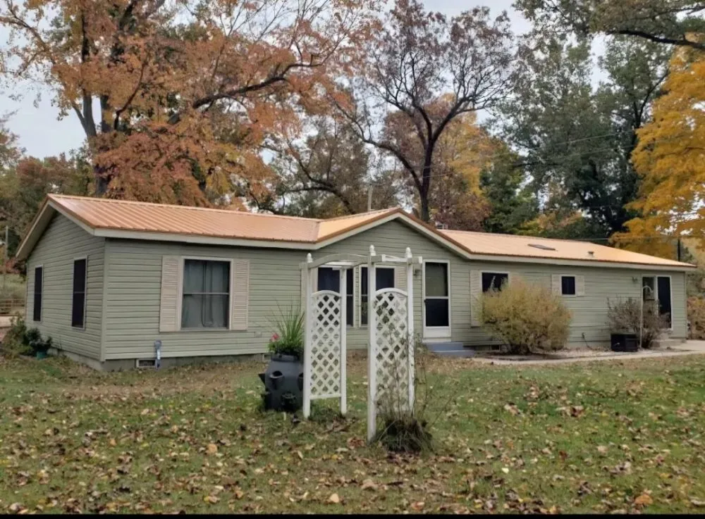 Slide of Stellar Roofing & Construction
