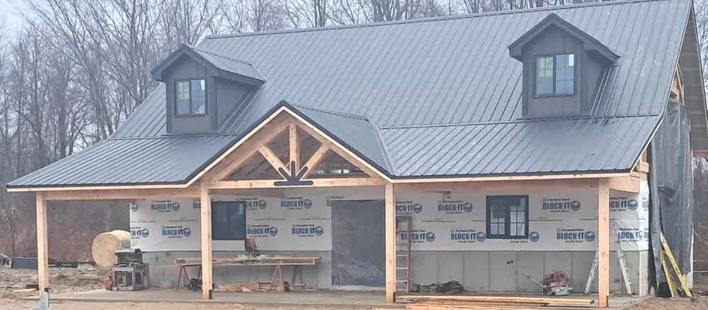 Slide of Stellar Roofing & Construction
