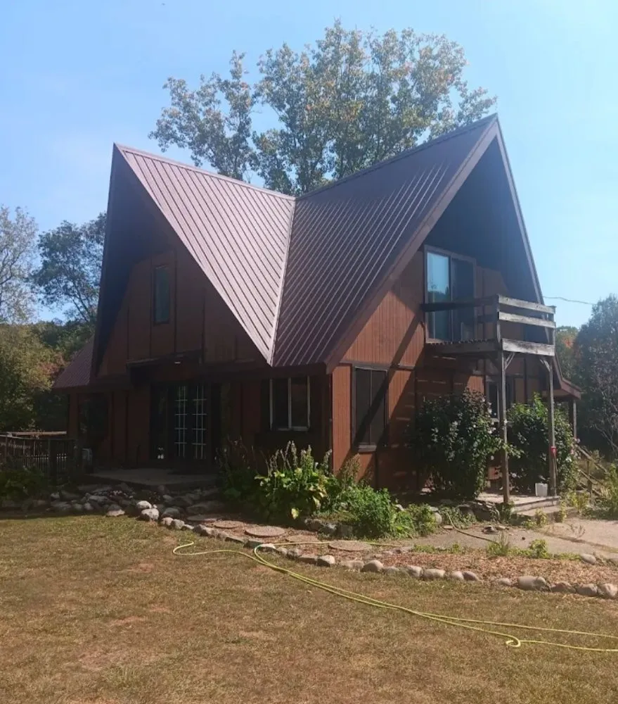 Slide of Stellar Roofing & Construction