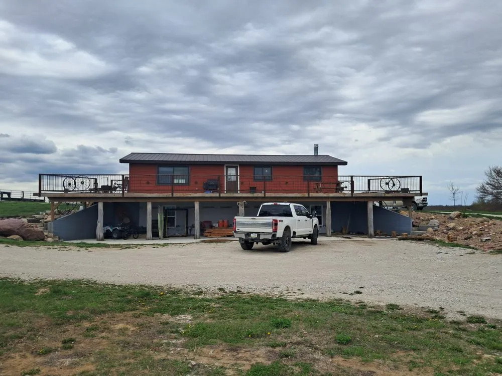 Slide of Stellar Roofing & Construction