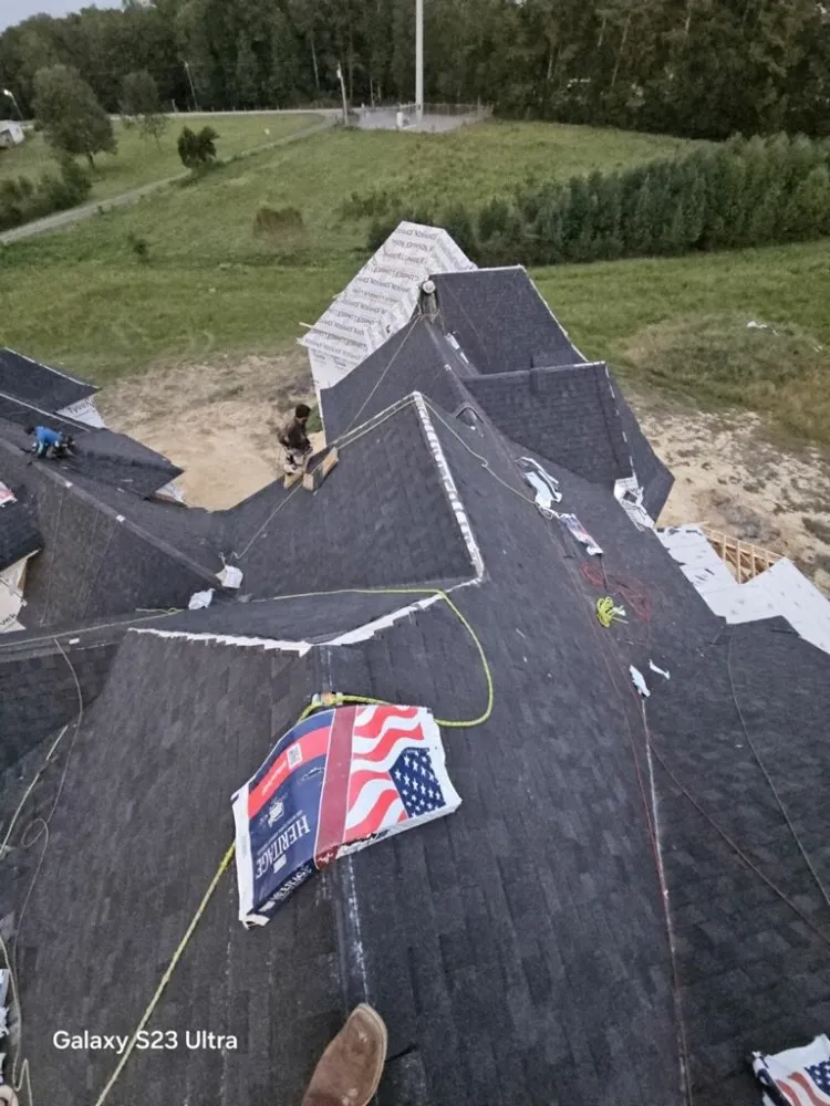 Slide of Stellar Roofing