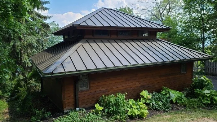 Slide of Stellar Roofing
