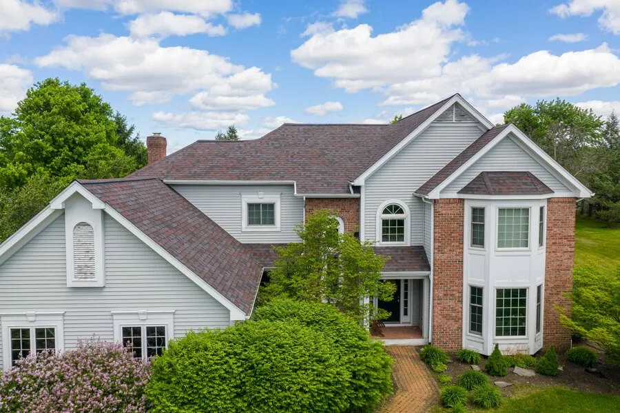 Slide of Stellar Roofing