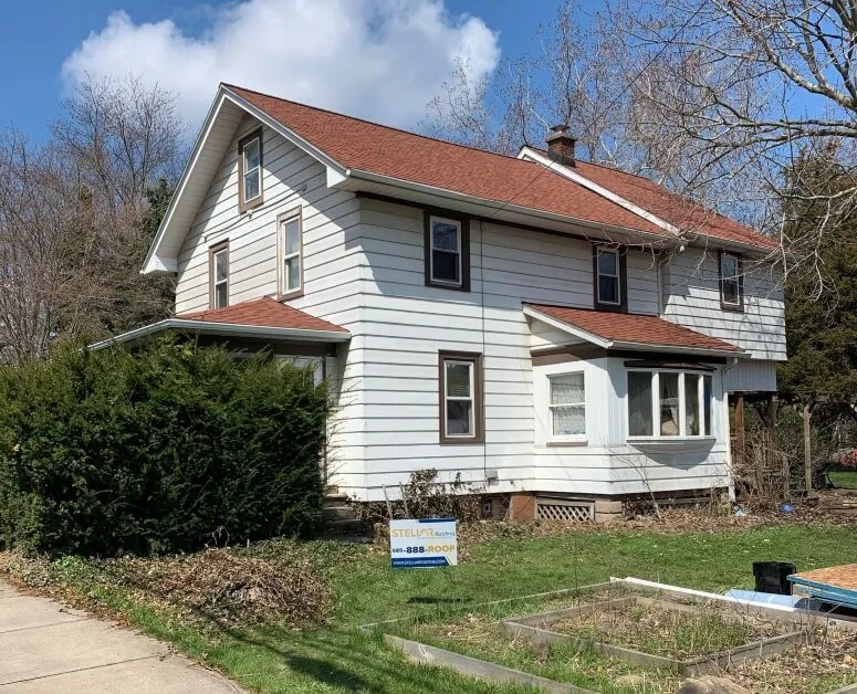 Slide of Stellar Roofing