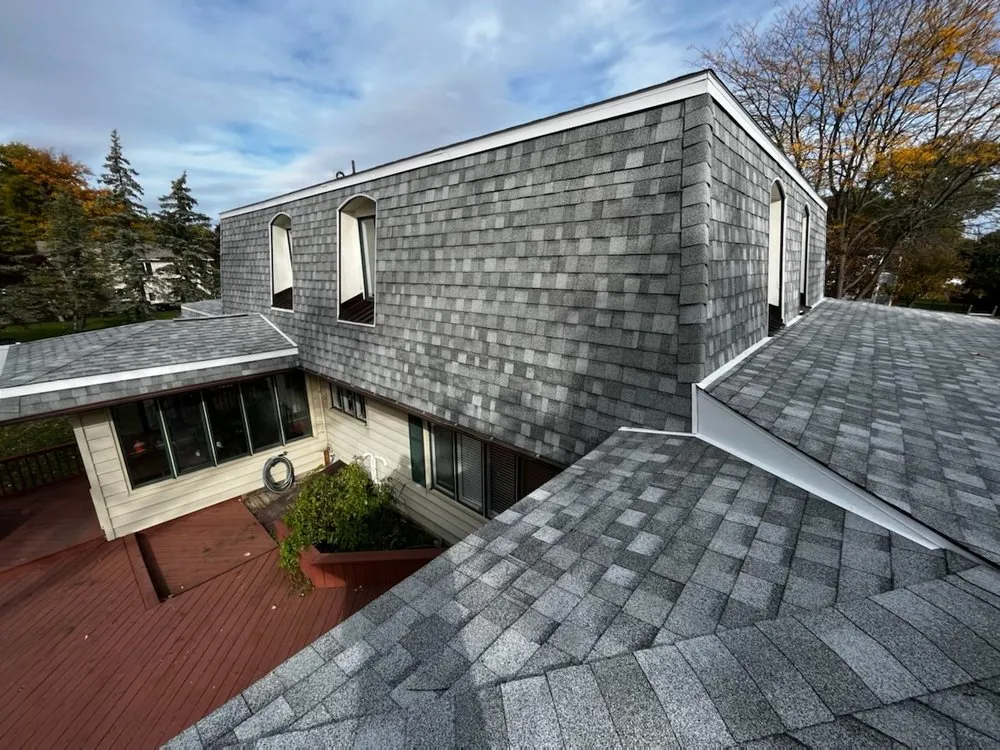 Slide of Stellar Roofing