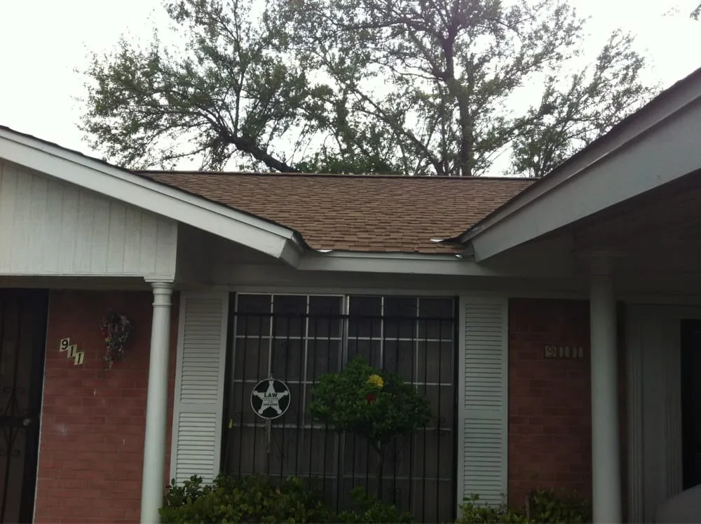 Slide of Stephanie Romo Roofing