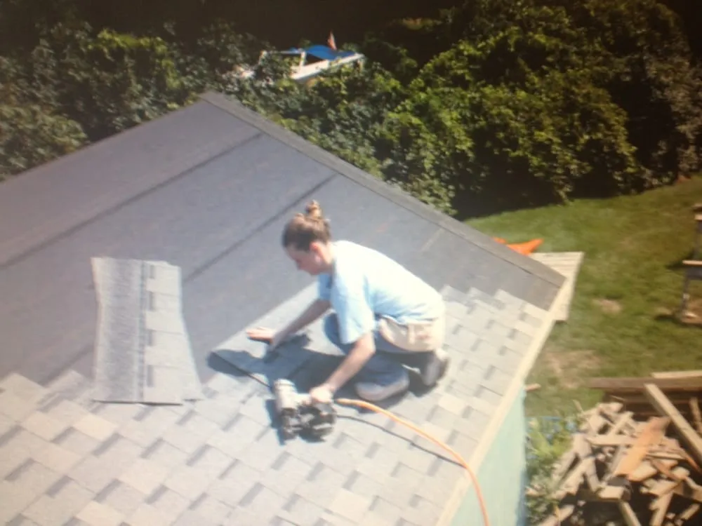 Slide of Stephanie Romo Roofing