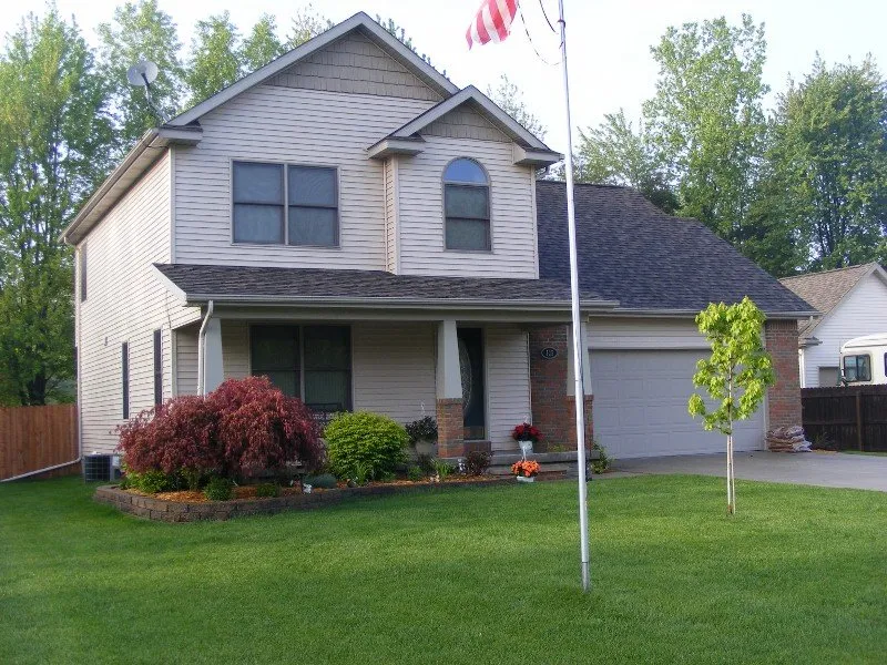 Licensed shingle roofing service experts serving New Lothrop, MI - Stephen J Morse Condtruction