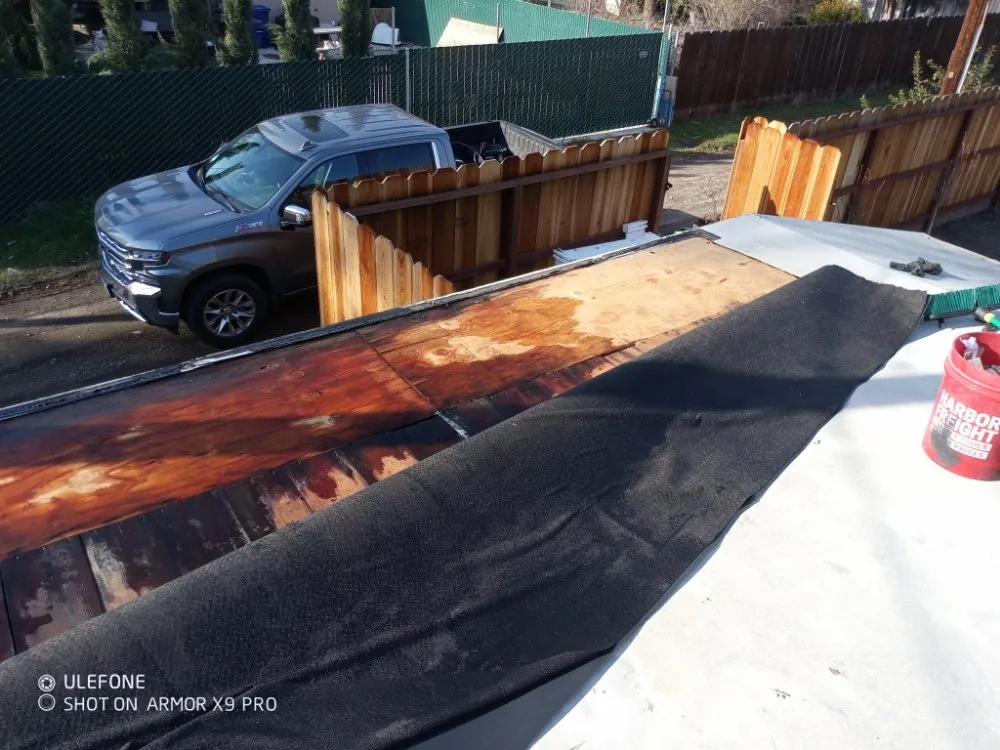 Slide of Steve Roofing