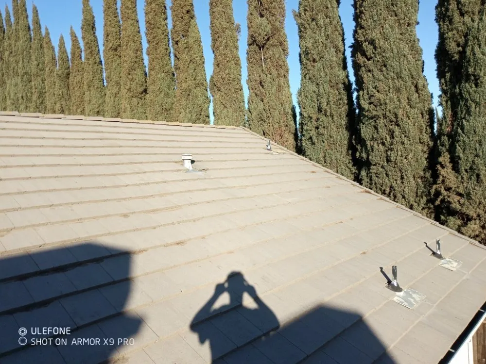 Slide of Steve Roofing