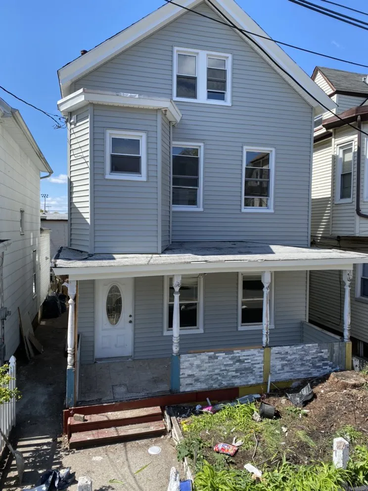 Slide of Steve Siding and Gutters