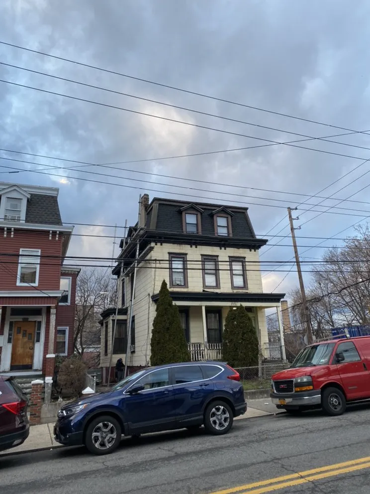 Slide of Steve Siding and Gutters