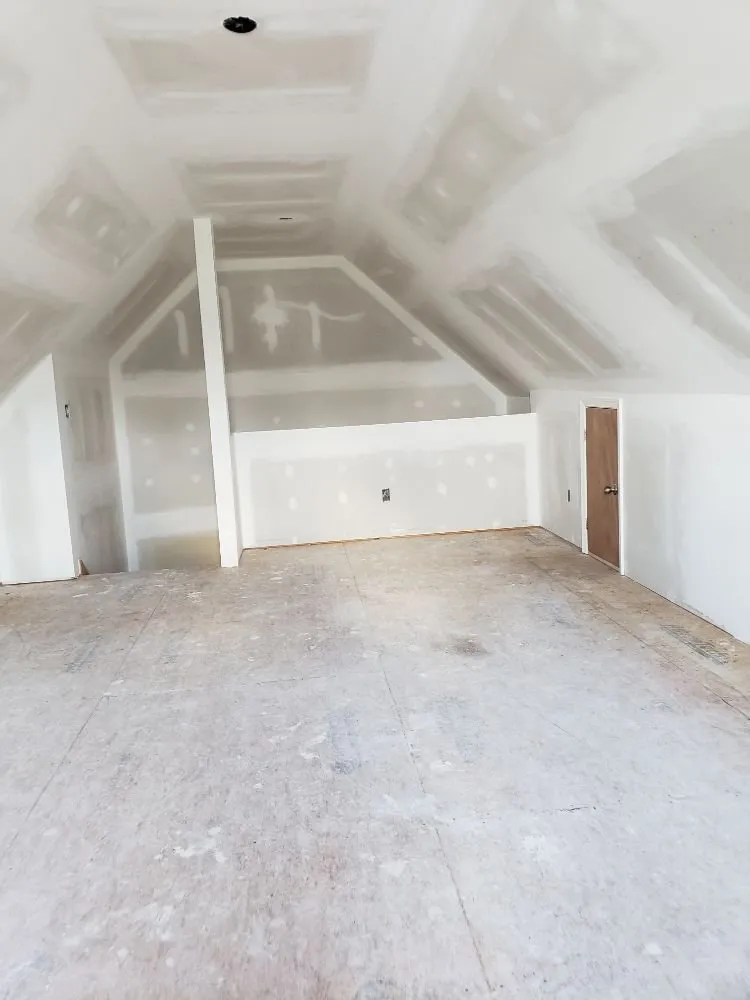 Expert roof leak repair experts serving Grimesland, NC - Steven Drywall & Home Repair