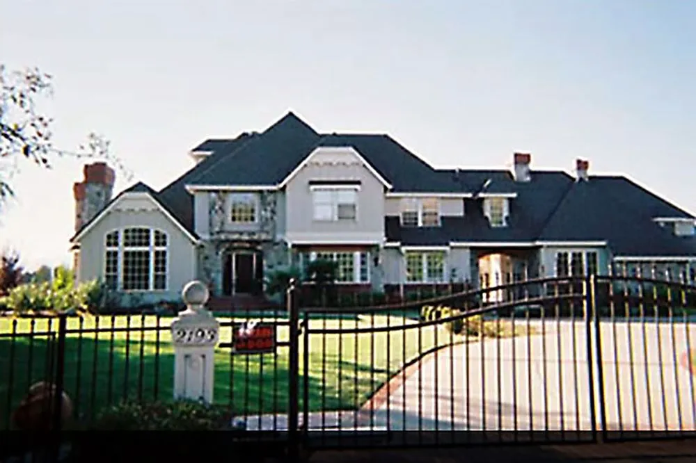 Slide of Stevenson's Roofing