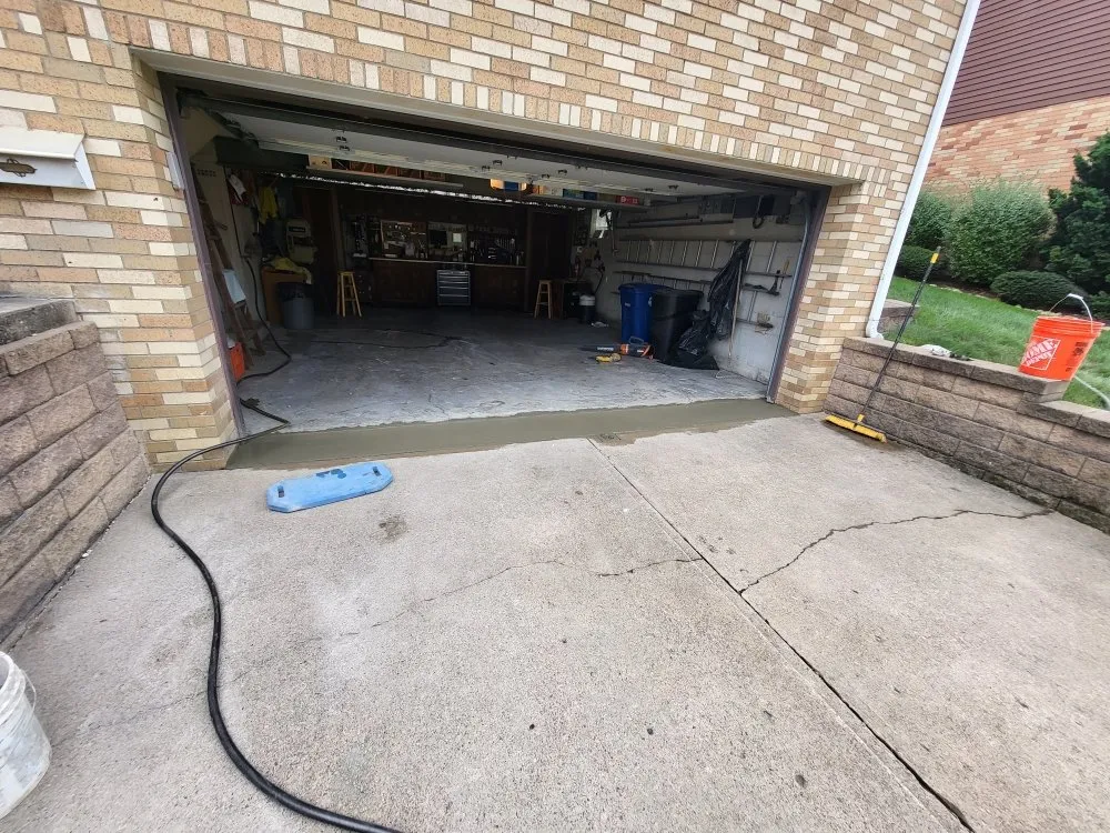 Slide of Stevie D Construction