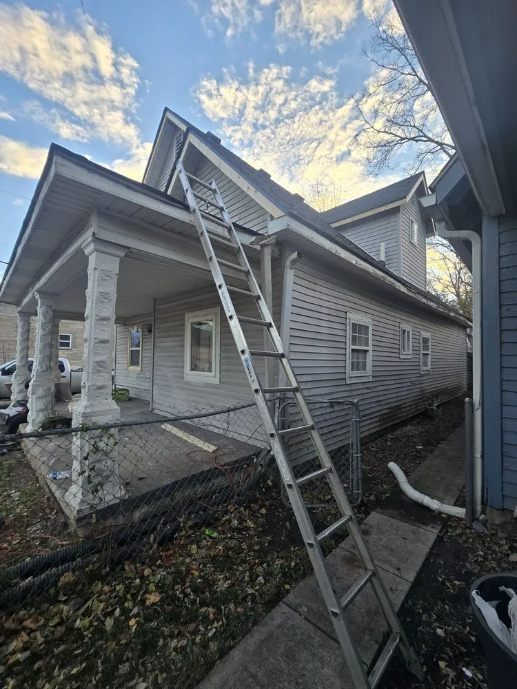 Slide of Stgo General Contractor