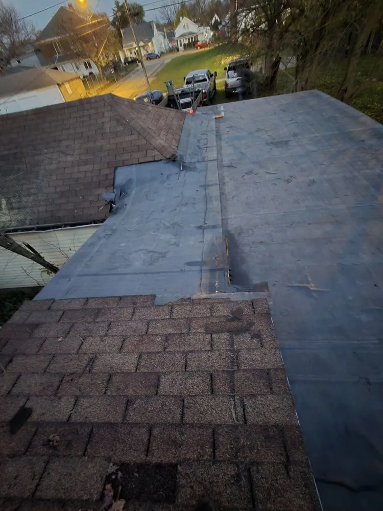 Slide of Stgo General Contractor