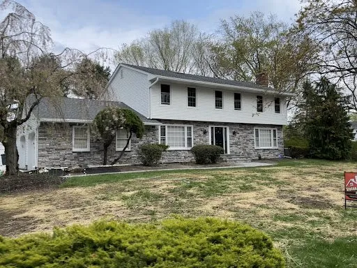 Slide of Stofan Construction