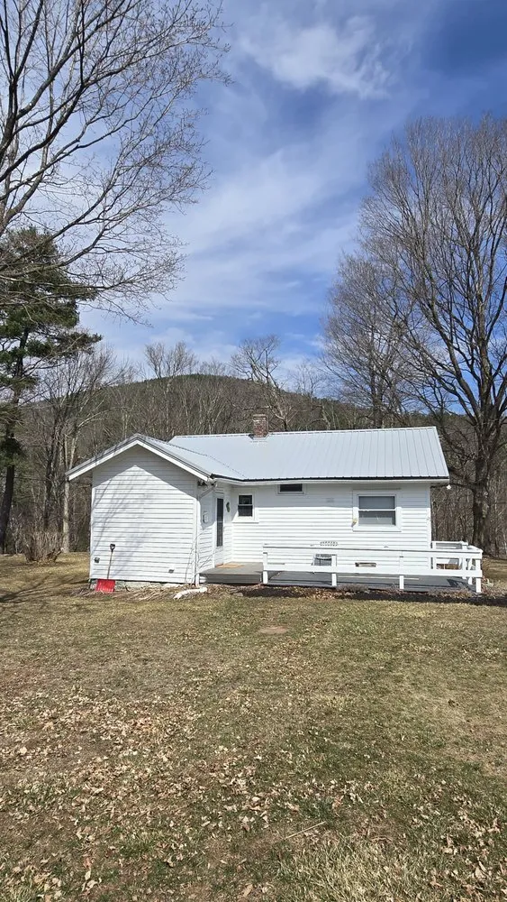 Expert roof repair near you in Sharon Springs, NY by Stoltzfus Bros Construction