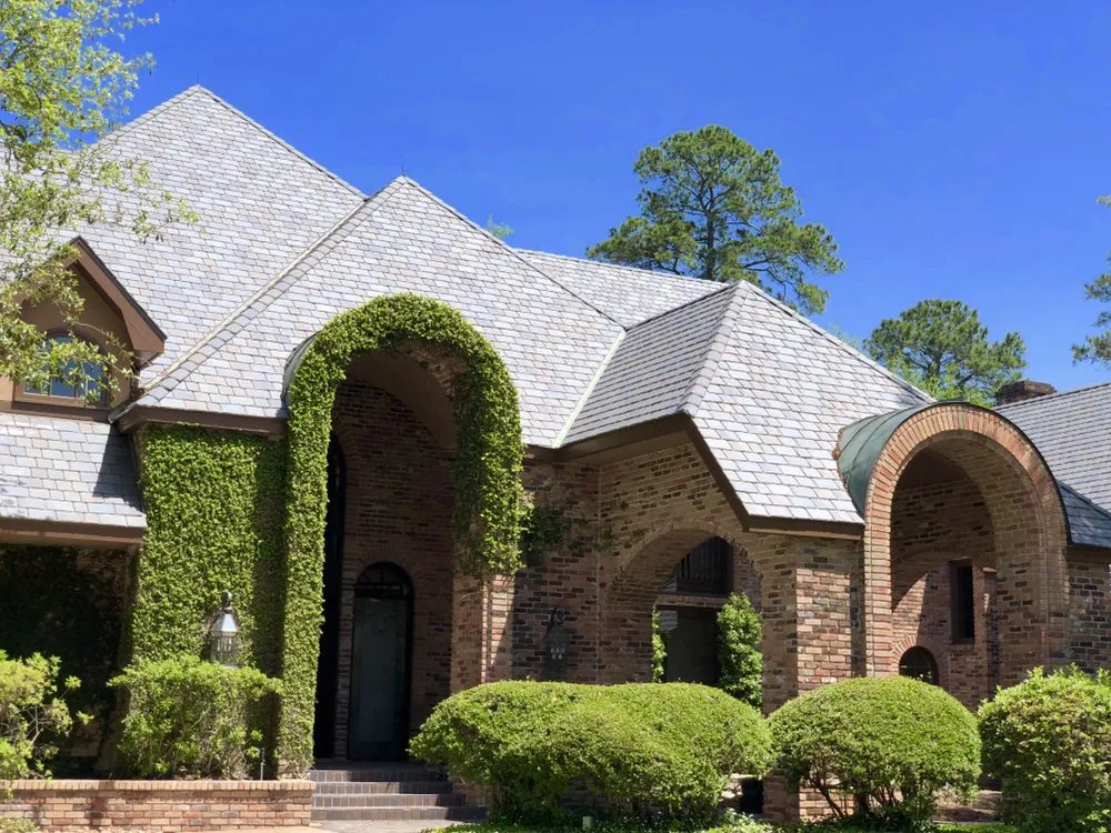 Slide of Stone Gate Roofing