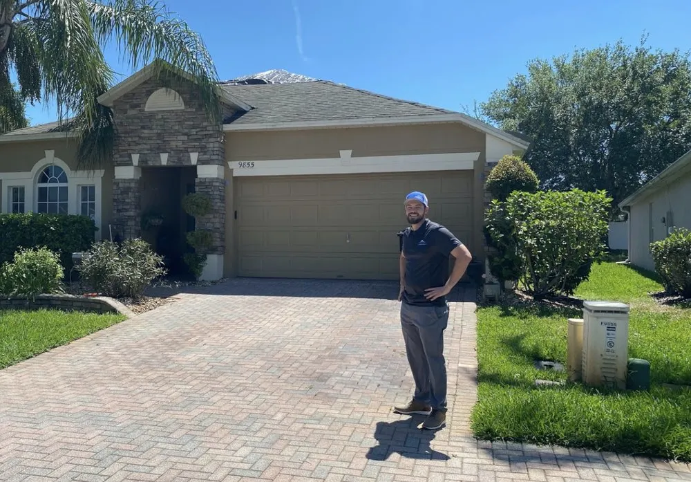 Slide of Stonehaven Roofing