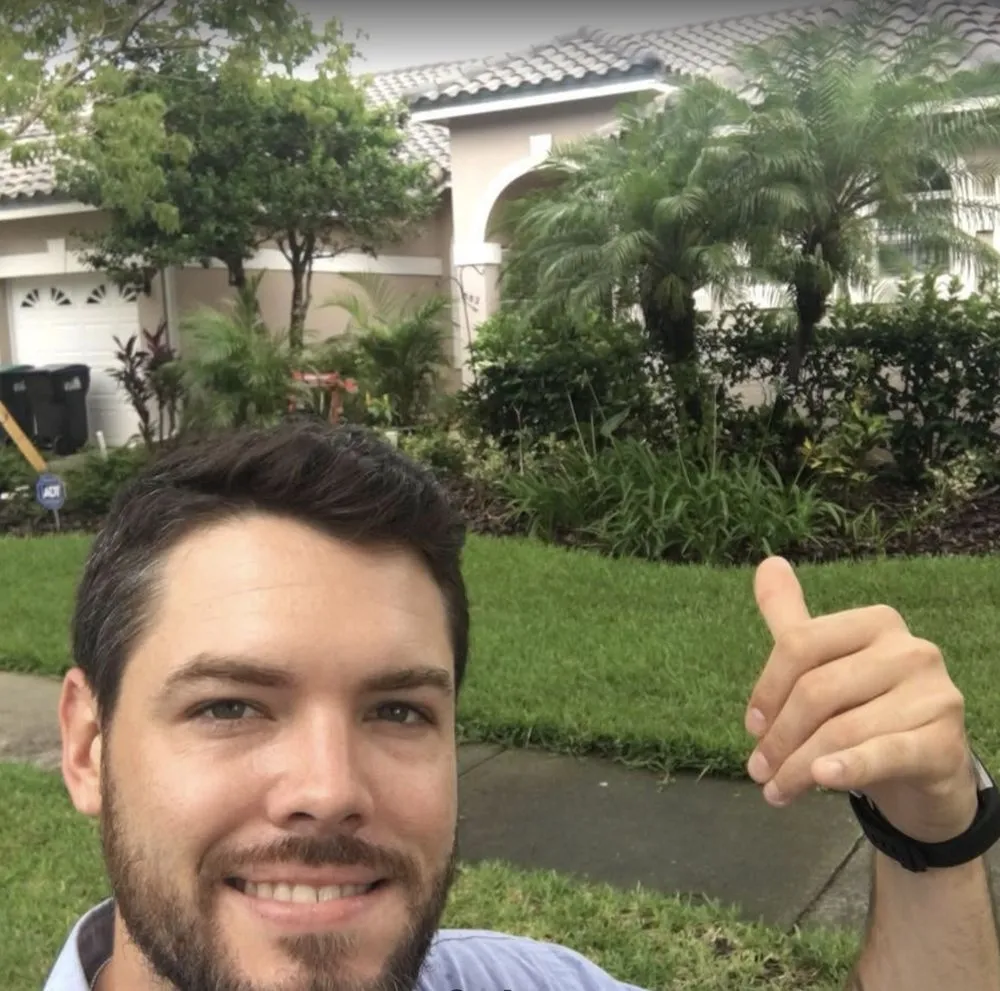 Slide of Stonehaven Roofing