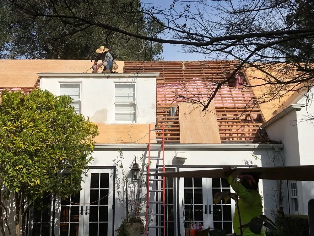 Slide of Stoneridge Roofing