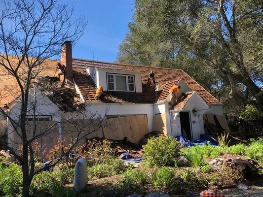 Stoneridge Roofing Logo