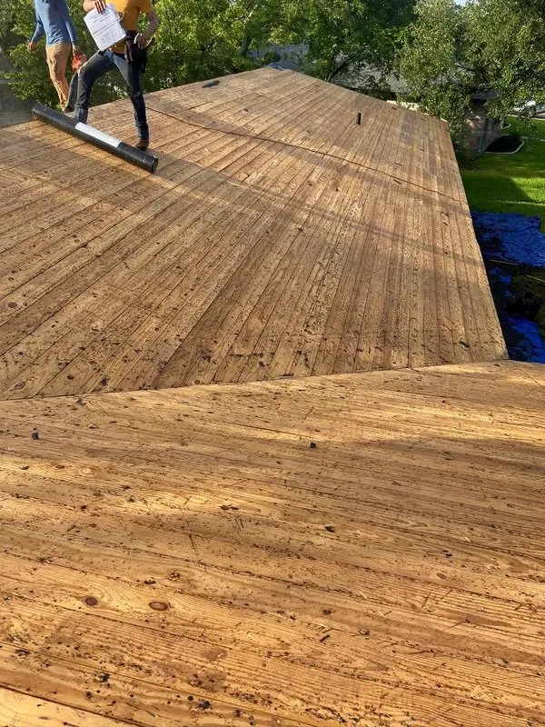 Slide of Stonewall Roofing & Construction