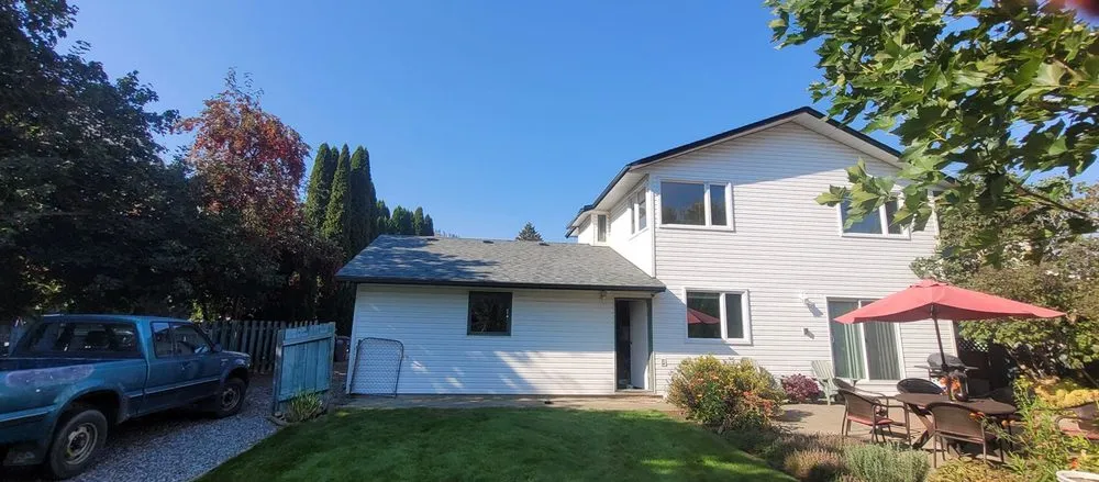 Slide of Stonewood Roofing