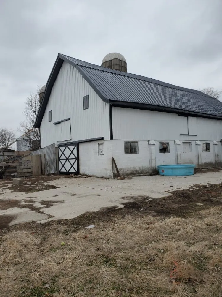 Slide of Stoneycreek Builders