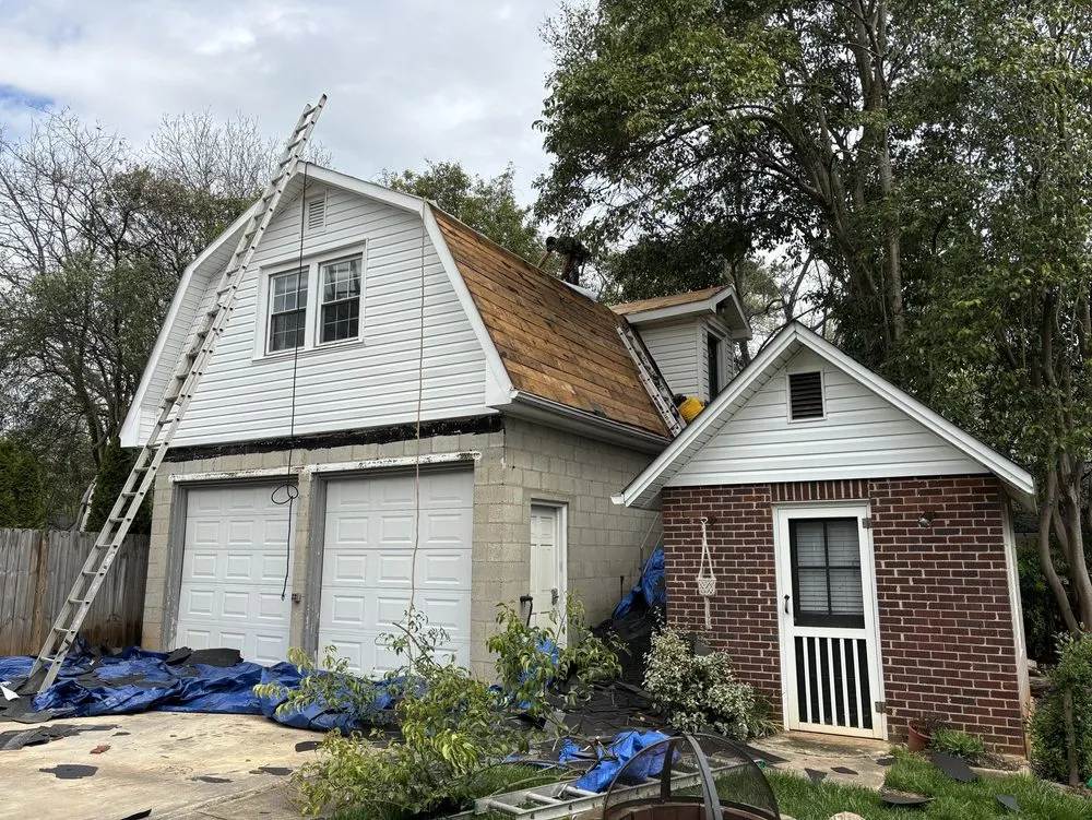 Licensed roof repair same-day service across Iron station, NC - Storm Damage Construction
