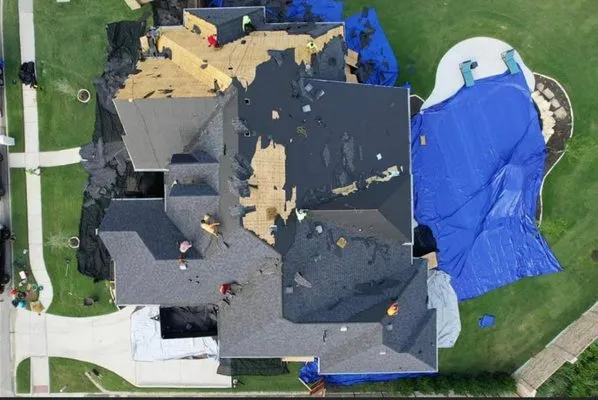 Storm Force Roofing + Construction Logo