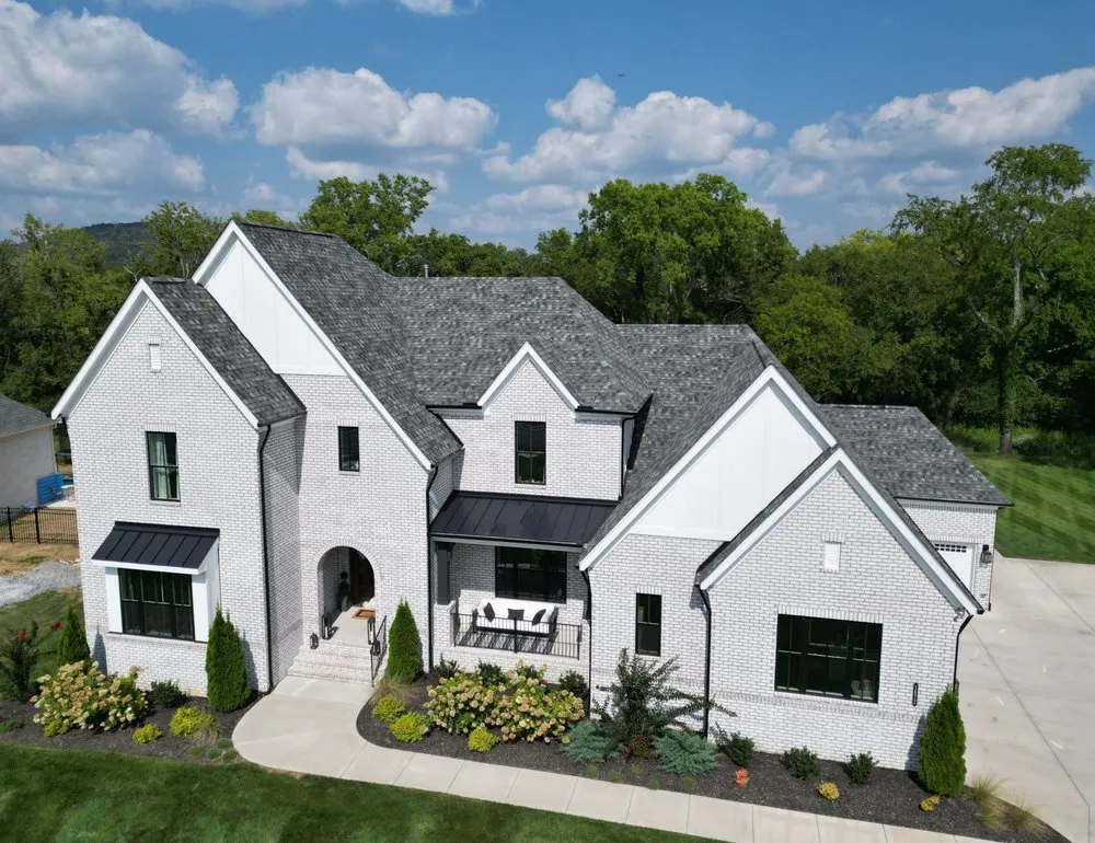 Slide of Storm Guard Roofing & Construction of Nashville