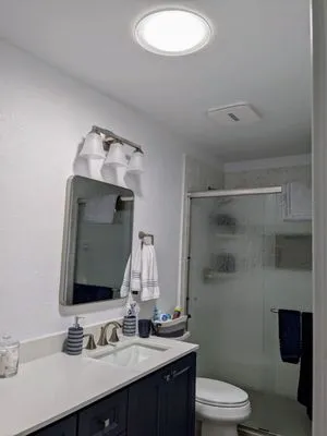 Storm Guard Roofing of Austin Logo