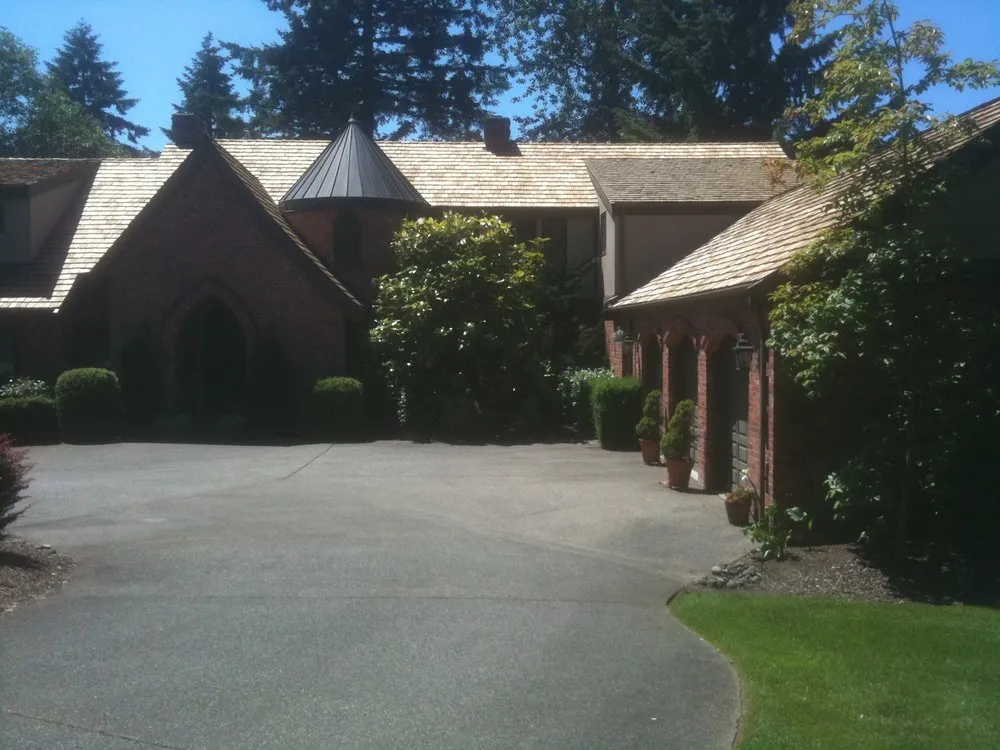 Slide of Stout Roofing