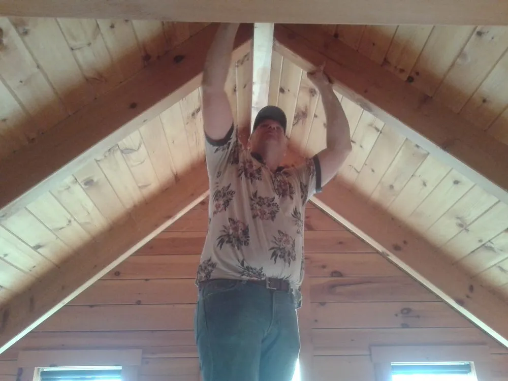 Licensed shingle roofing service experts serving Garfield, AR - Straight Arrow Repair
