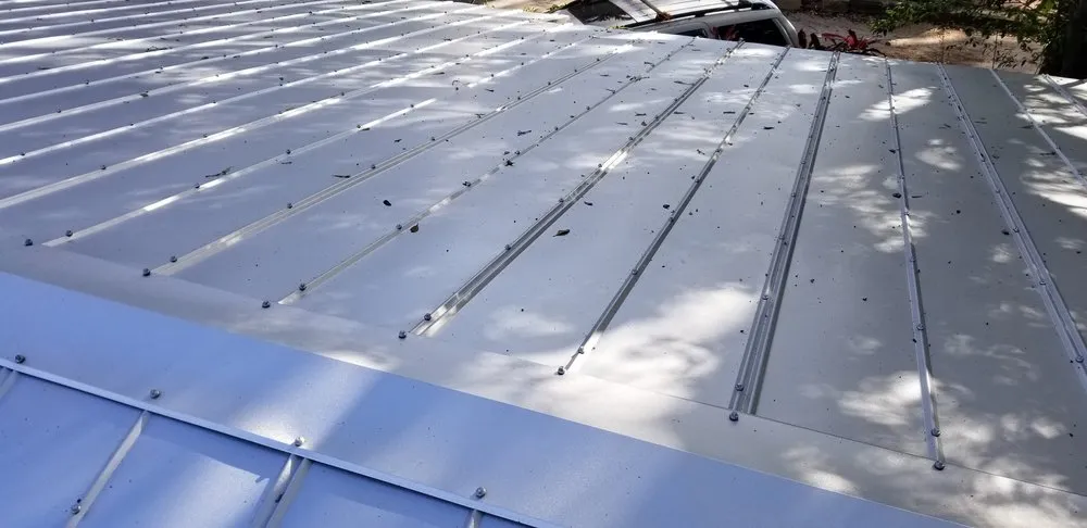 Slide of Straight Edge Builders and Roofers