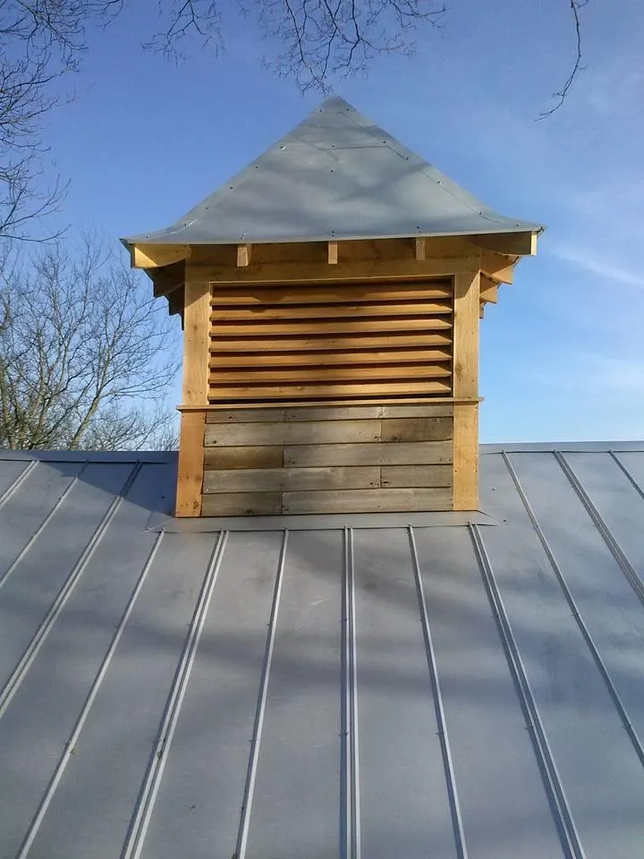 Slide of Straight Edge Construction & Roofing