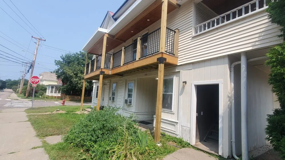 Slide of Straight Edge Construction