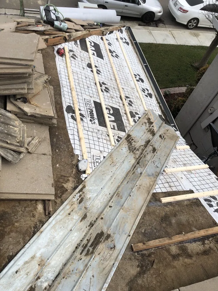 Slide of Straight Edge Roofing