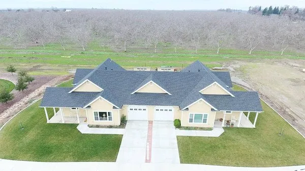 Straight Edge Roofing