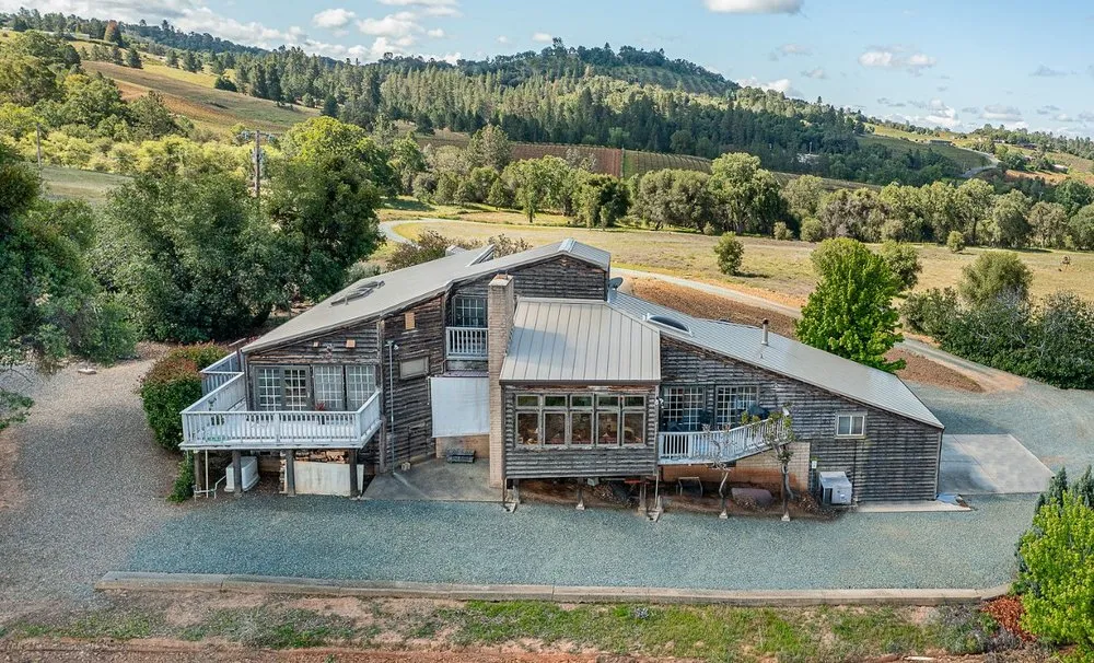 Slide of Straight Line Roofing & Construction