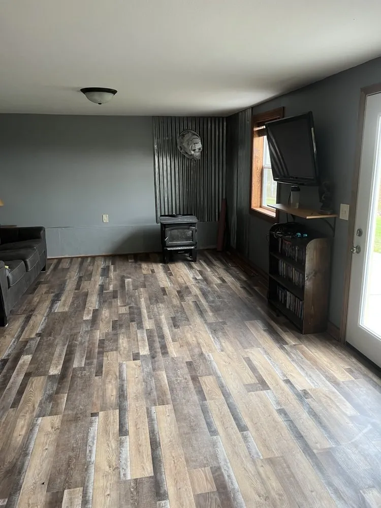 Slide of Straight Line Roofing & Construction