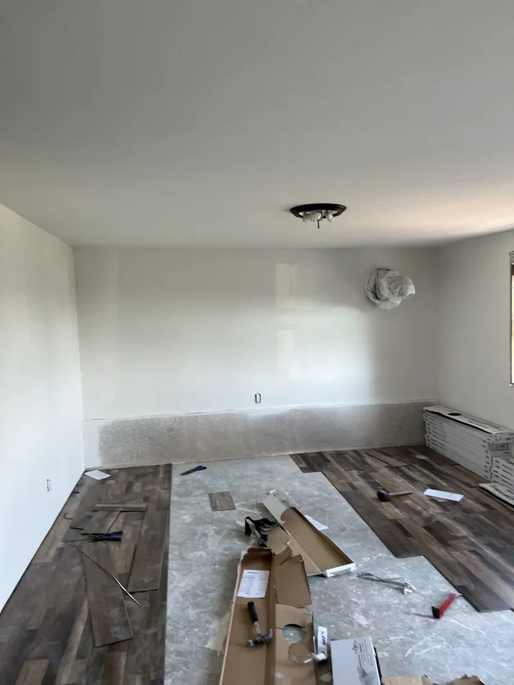 Slide of Straight Line Roofing & Construction